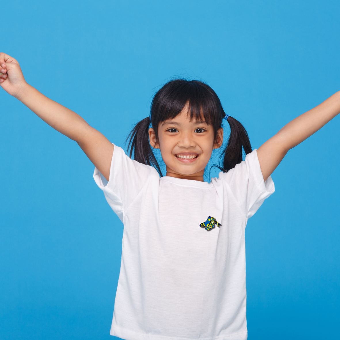 Pin's TRISOMIE 21 - Chaussettes dépareillées